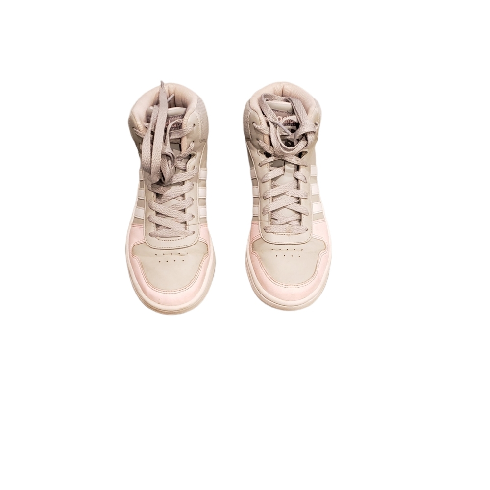 Addias Hoops, Size 4
